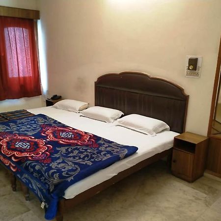 Hotel Vinayakam Udaipur Exterior photo