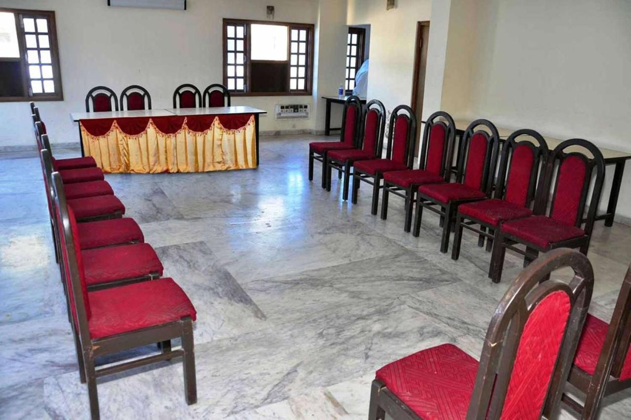 Hotel Vinayakam Udaipur Exterior photo